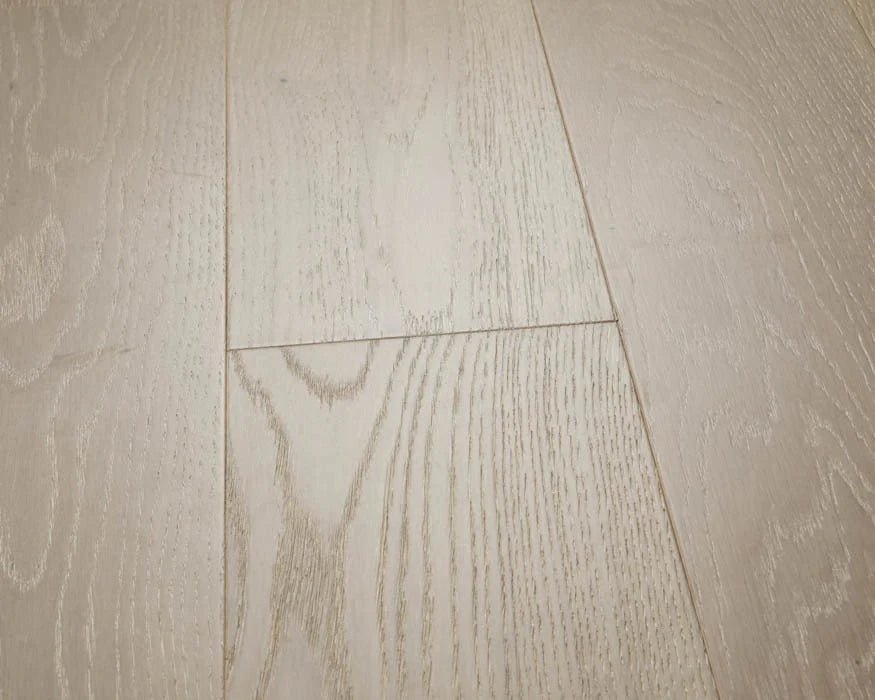 Build Direct - Oak Superior Collection - Taupe 7.5" - 4mm - Engineered Hardwood