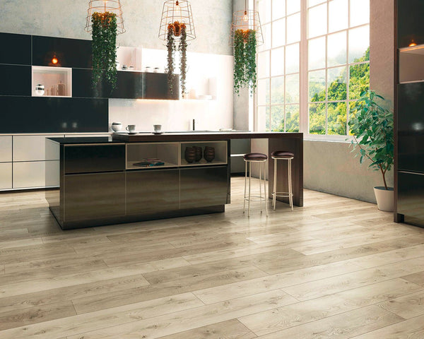 Inhaus - Landmark Collection - Norwood - Laminate