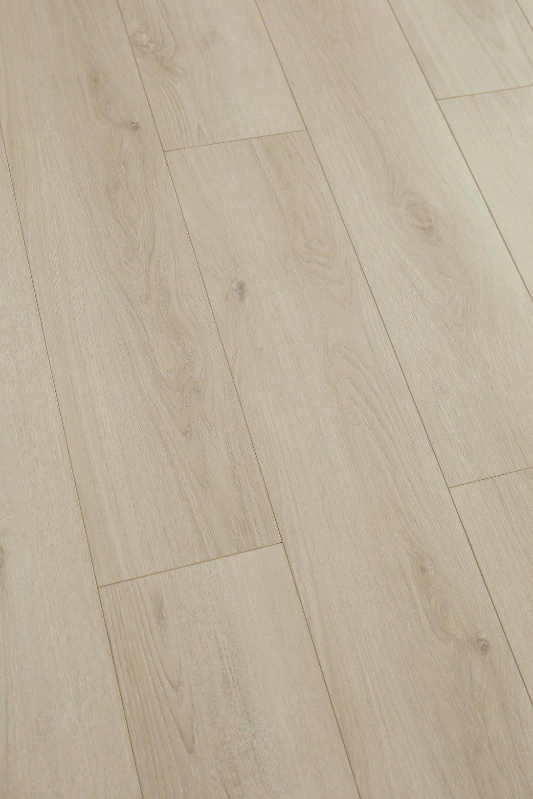 McMillan - Evolved Series - Alassio - Laminate