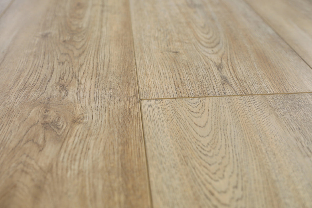 McMillan - Evolved Series - Burgess - Laminate