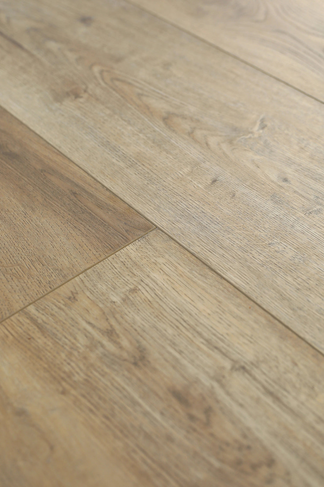 McMillan - Evolved Series - Burgess - Laminate