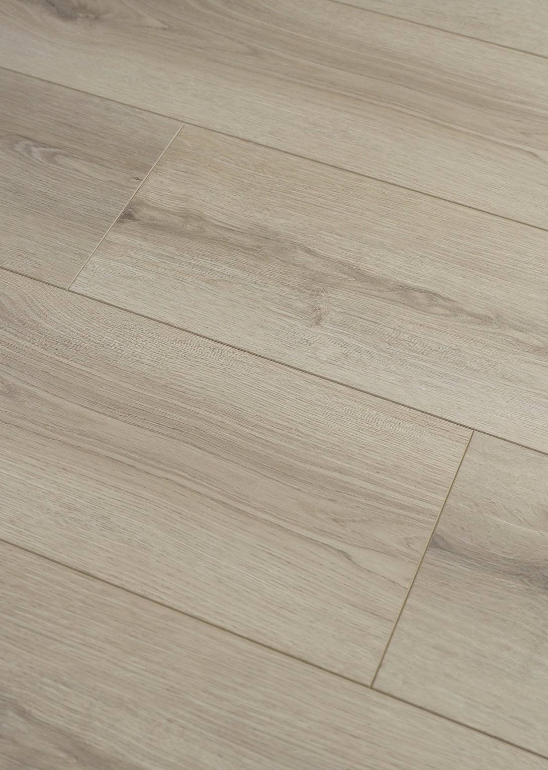 McMillan - Evolved Series - Montego - Laminate