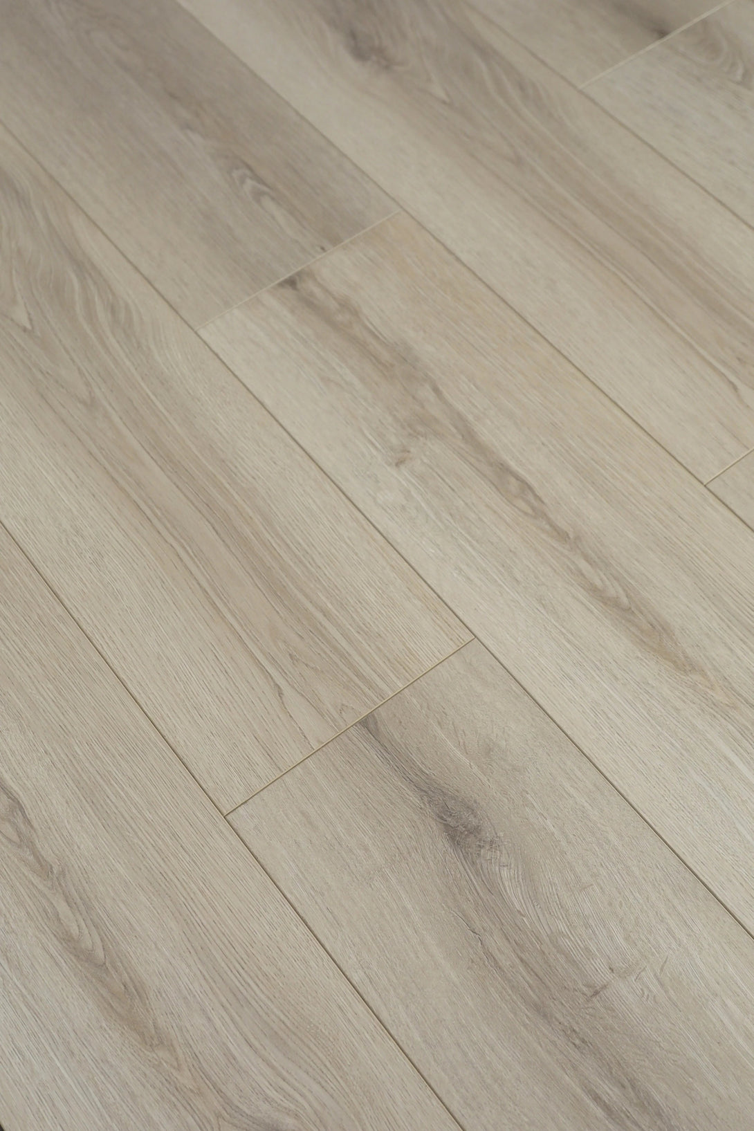 McMillan - Evolved Series - Montego - Laminate