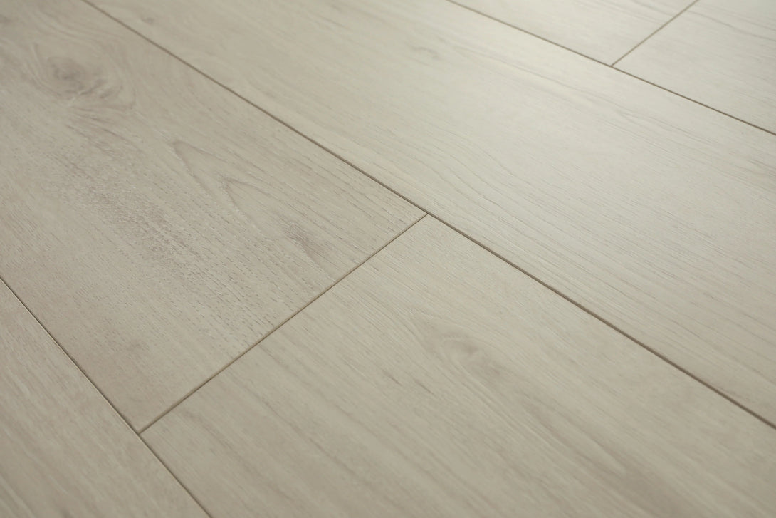 McMillan - Evolved Series - Vega - Laminate