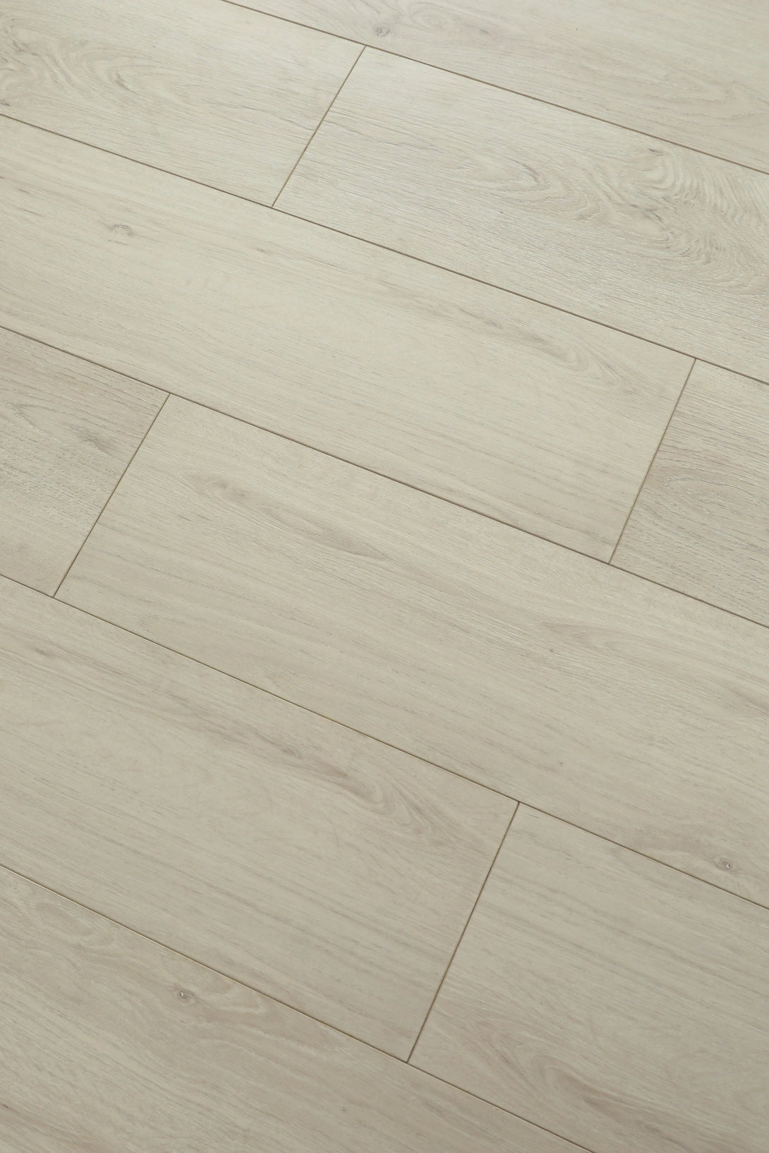 McMillan - Evolved Series - Vega - Laminate