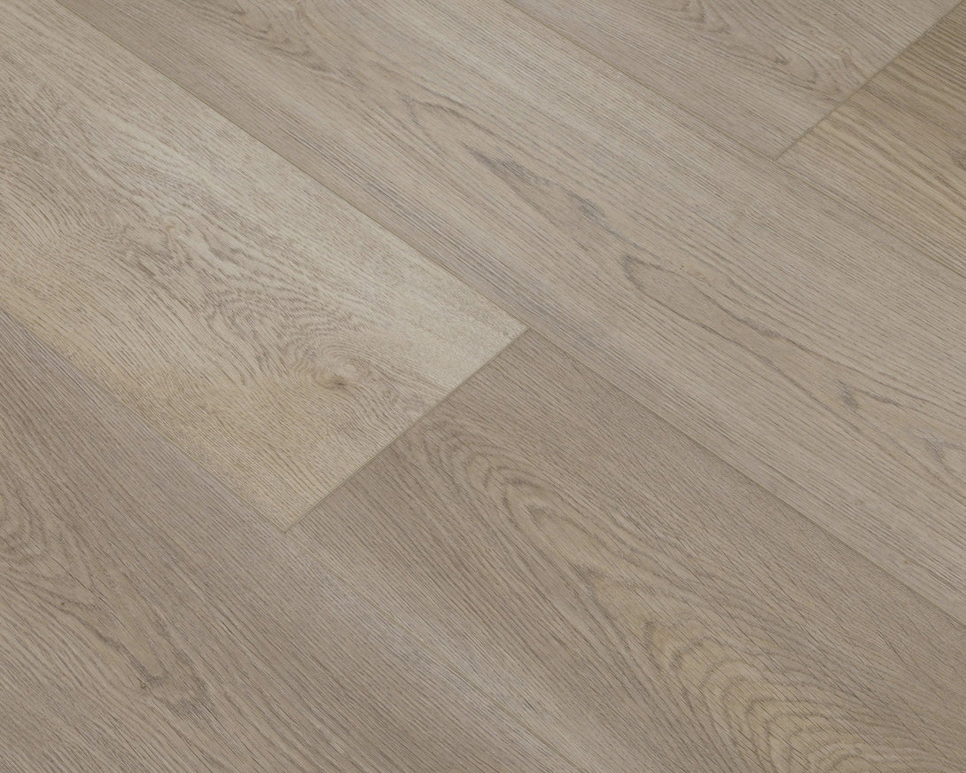 McMillan - Thomas House Plus Matte Series - Austen Oak XL - Vinyl