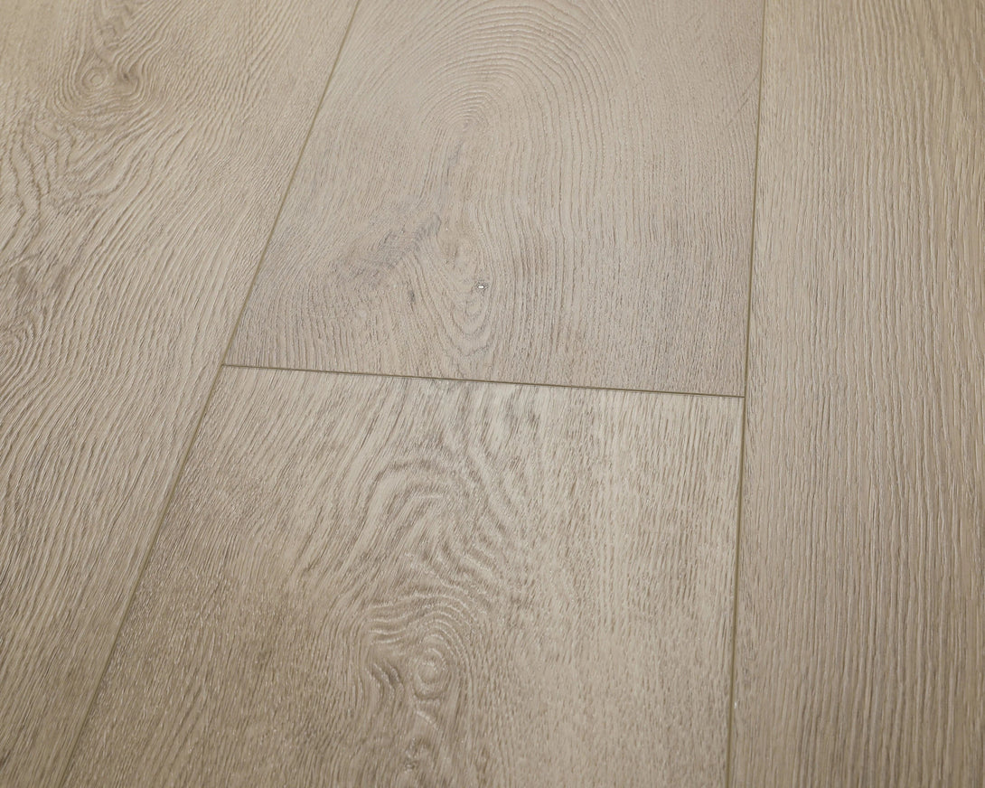 McMillan - Thomas House Plus Matte Series - Pendle Oak XL - Vinyl