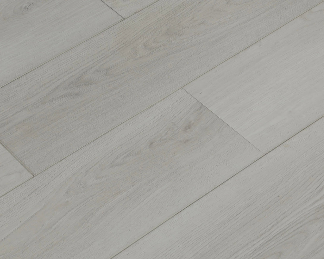 Monterey Floor - Creative Luxury Vinyl Planks & Tile Collection - Silverwood - Vinyl