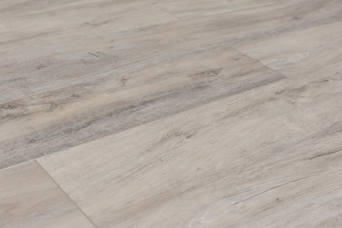 Montserrat Floors - Amare SPC - Lucid Silver - Vinyl