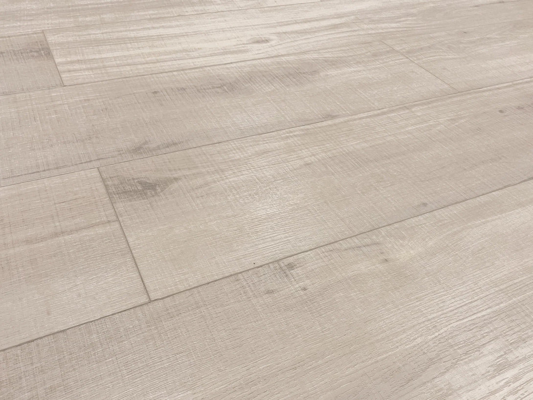 Montserrat Floors - Zephyr SPC - Lucent Moon - Vinyl