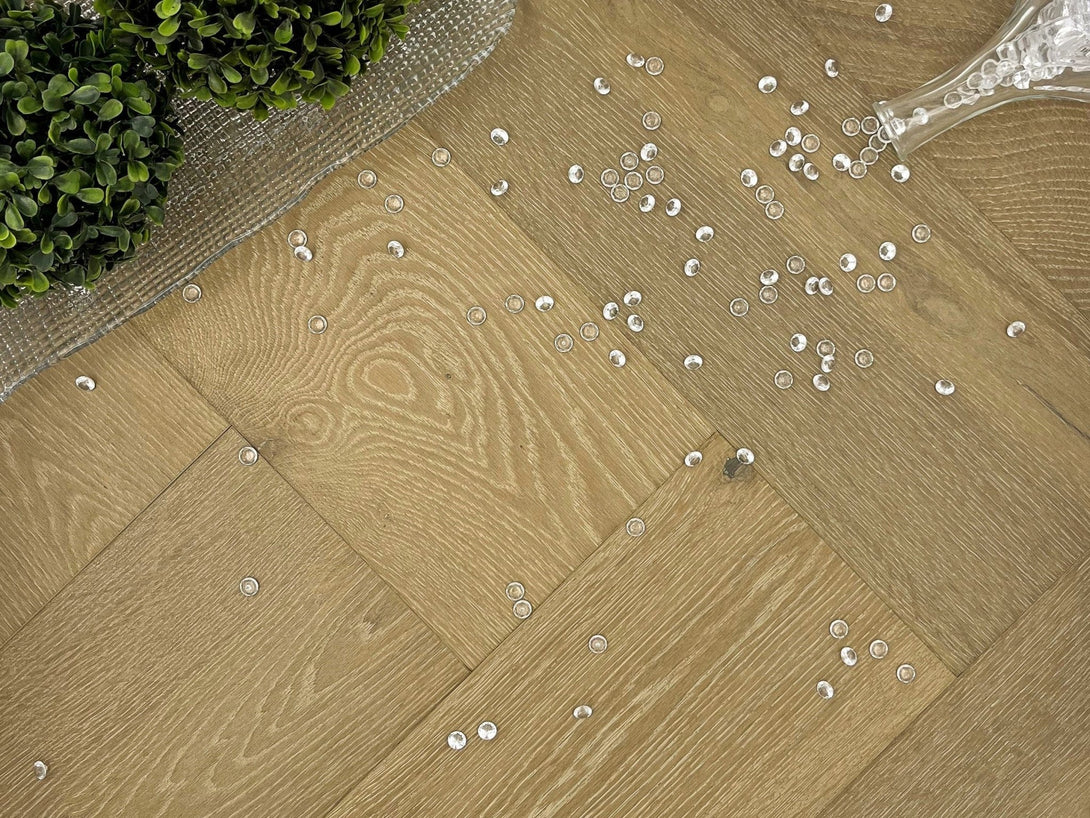 Pravada Floors - Le Reve Collection (Herringbone) - Lueur - Engineered Hardwood