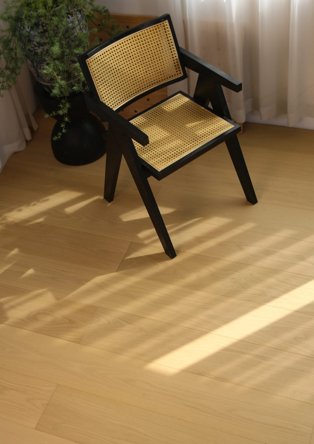 Valencia - Oak Collection - Indian Summer (1.2 mm - AB Grade) - Engineered Hardwood