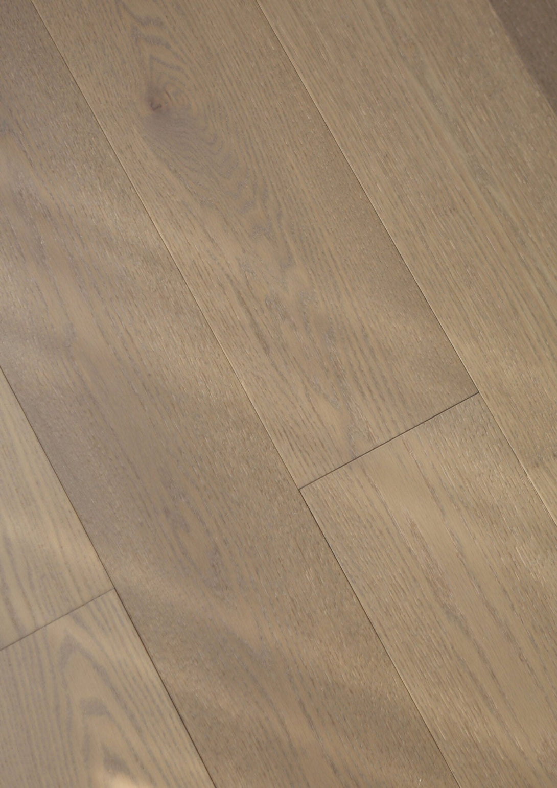 Valencia - Oak Collection - Oak Chateau (1.2 mm - AB Grade) - Engineered Hardwood